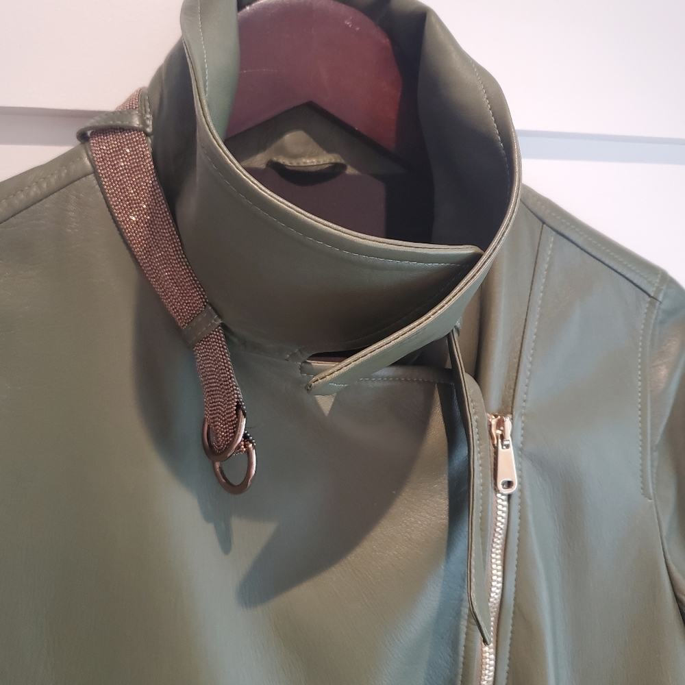Leather coat - Picture 4 of 8